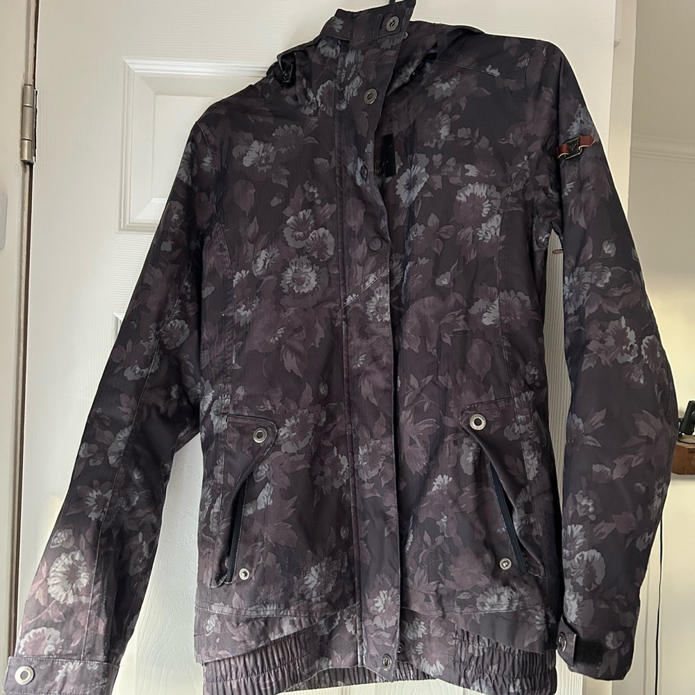 Roxy Black Floral Snowboard/ Ski Jacket
